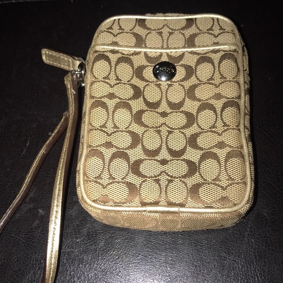 Coach Handbags - Used GOOD CONDITION Coach Handbags - Used GOOD CONDITION